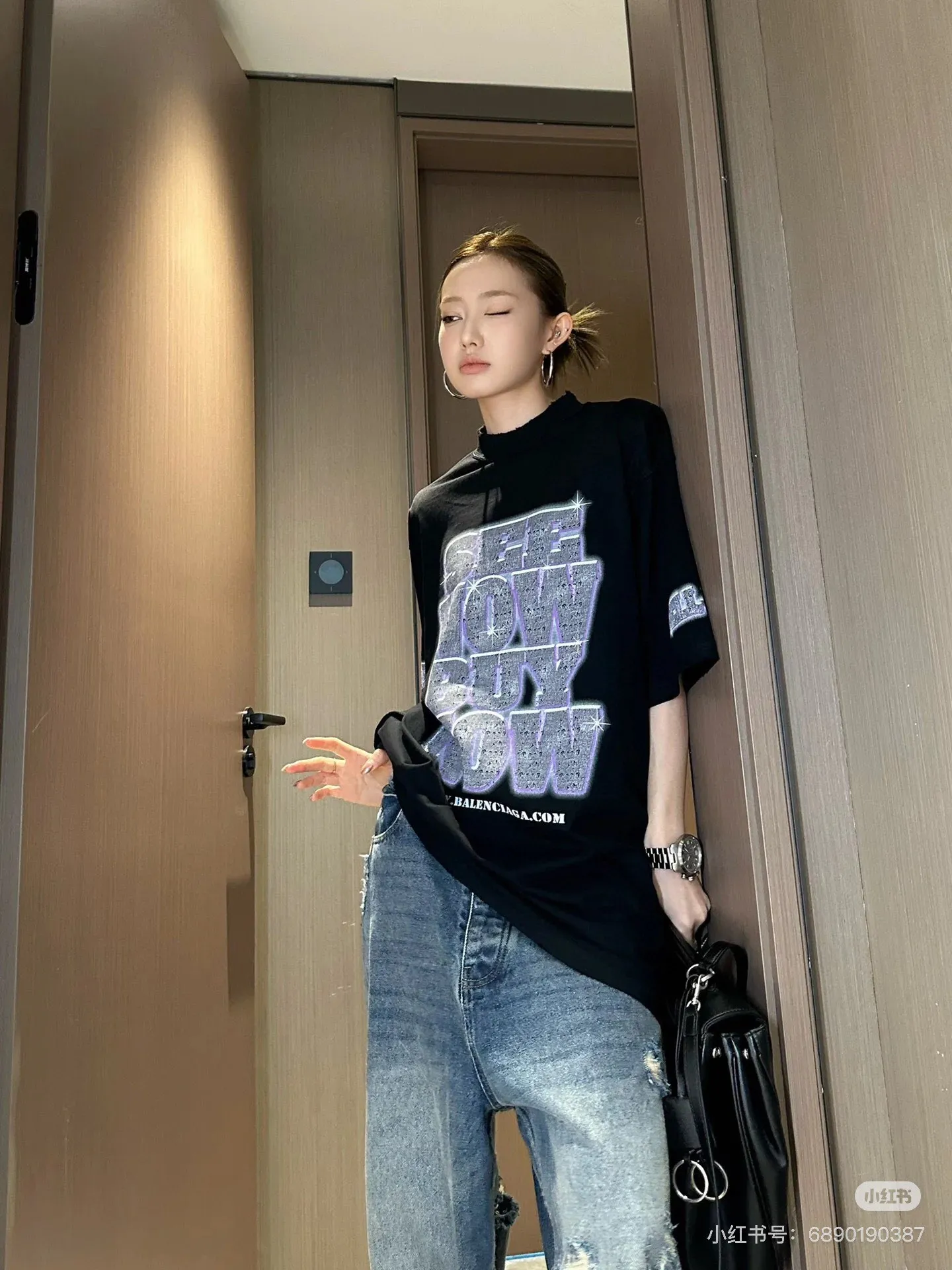 # Balenciaga/ # T Same Style